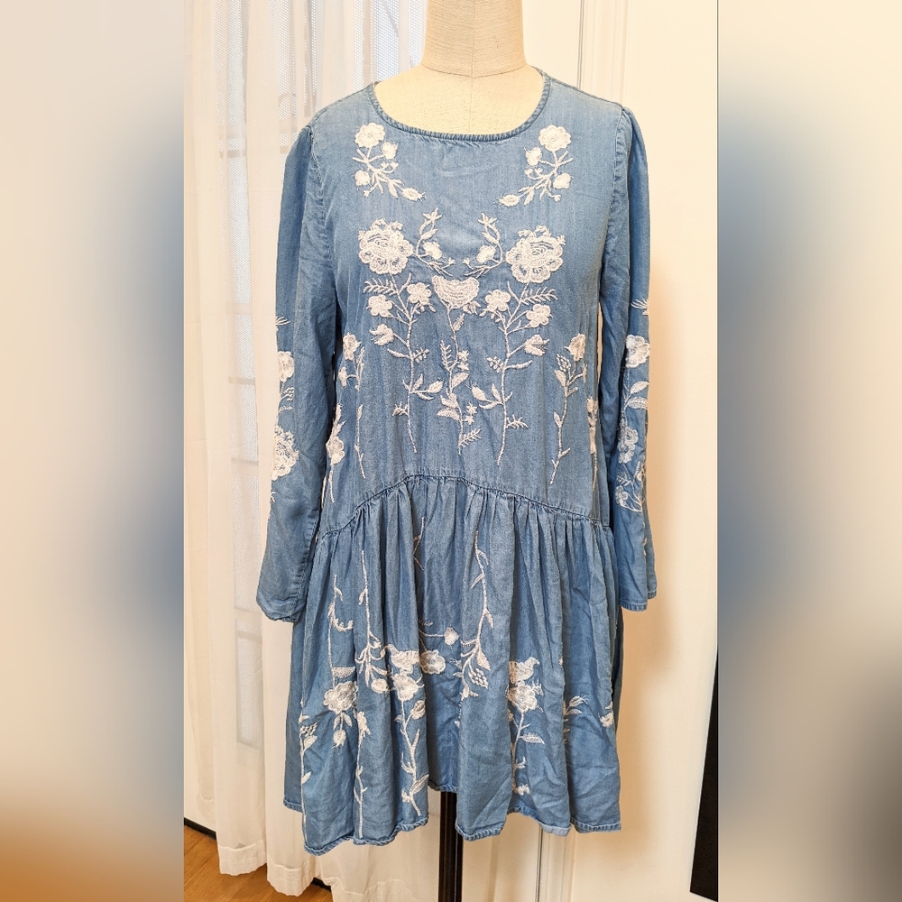 Boho embroidered mini dress tunic blue white S M romantic rayon cotton hippie